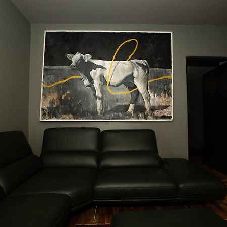 Maison de l'Amour Brebu Nou Extérieur photo