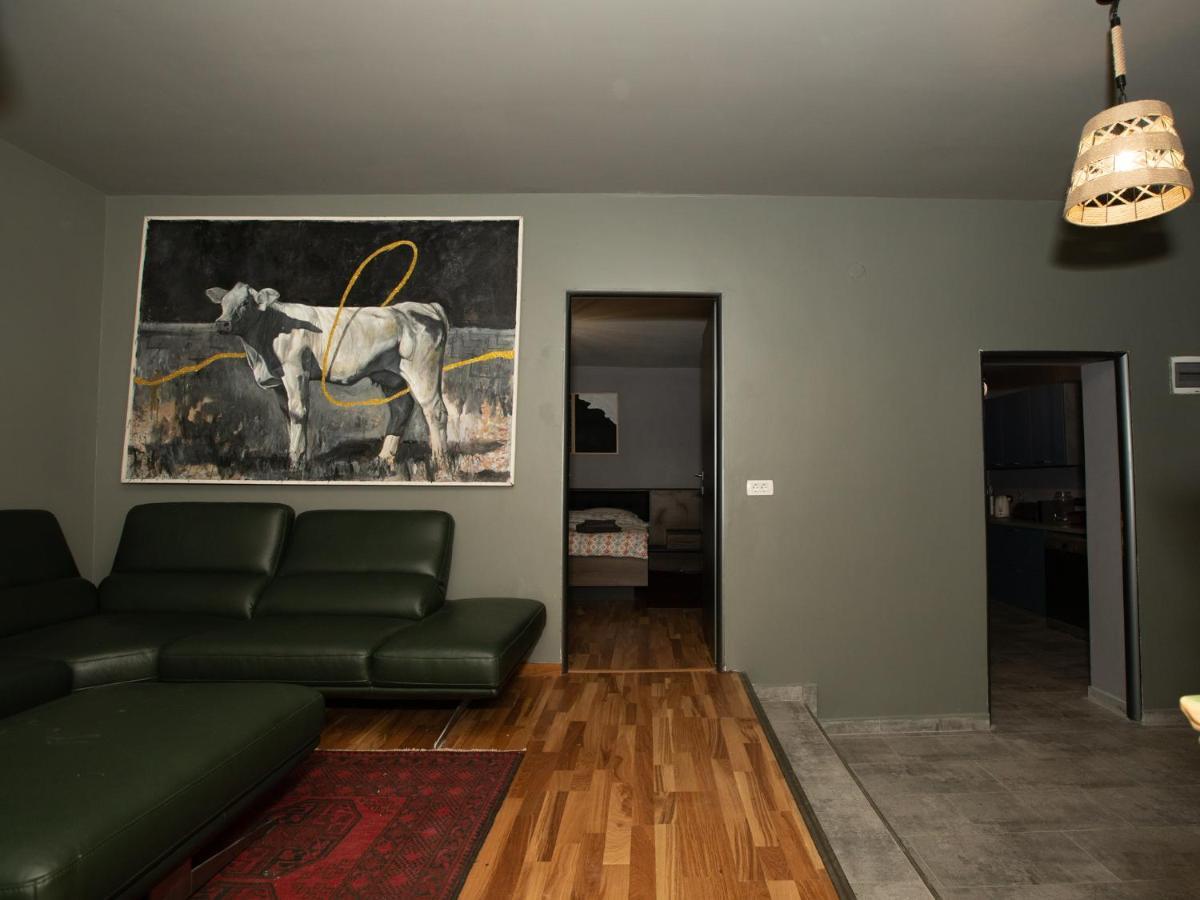 Maison de l'Amour Brebu Nou Extérieur photo